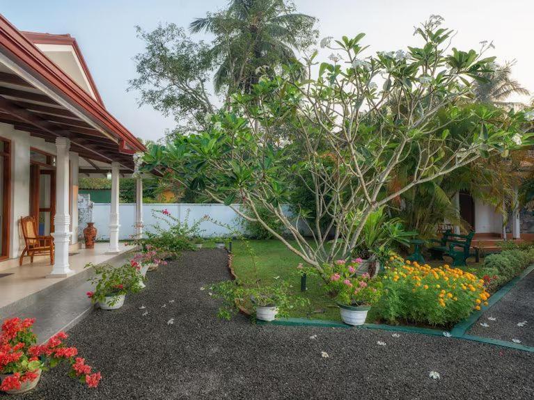 Araliya Villa Moragalla Exterior foto